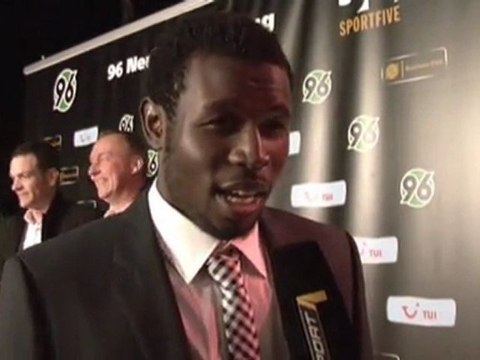 Hannover 96 sign Biram Diouf