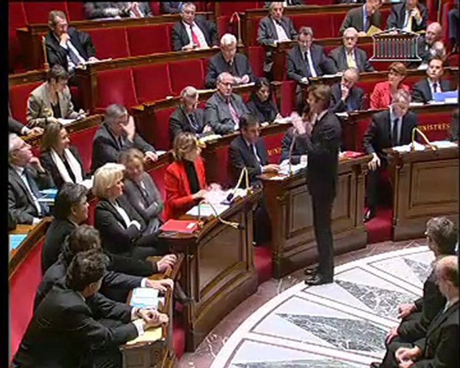 700 000 emplois industriels perdus par la droite en 10 ans