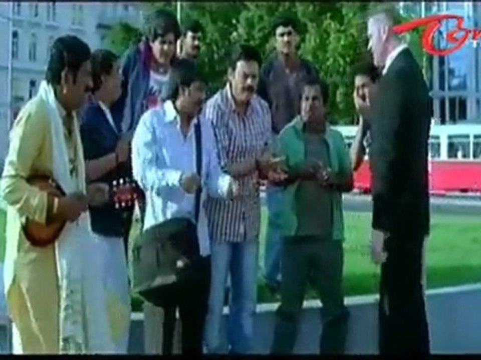 Telugu Comedy - Brahmanandam Gets Kicked By A Whiteman