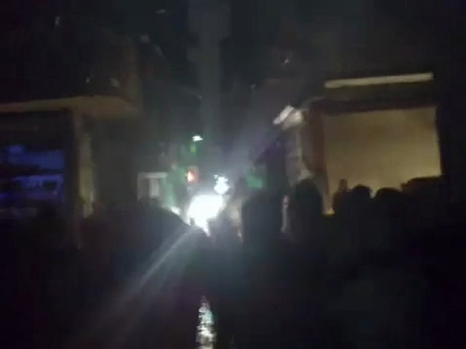 فري برس   مخيم اليرموك سوريا فلسطين معاكي للموت مسائية 30 1 2012