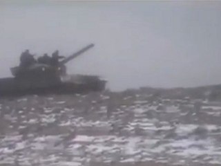 فري برس   ريف دمشق قصف عشوائي وانتشار دبابات حول رنكوس 29 1 2012