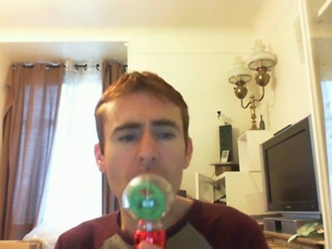 Wiwi égratigne toutes mes fans pleurent d'Yves Lecoq