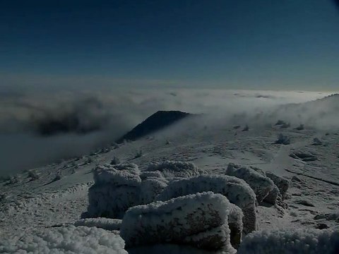Mer de nuages en accéléré depuis le Mont Mézenc