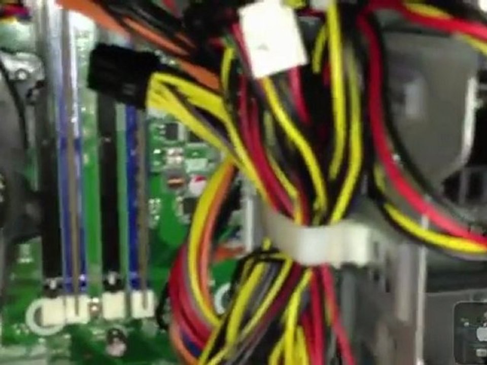 Ce quon trouve dans un ordinateur  (Vidéo Spéciale iTiAP)