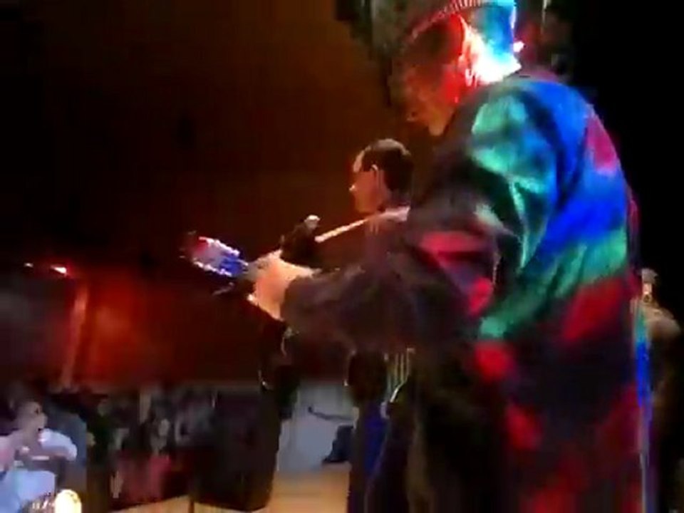 ASSOUANE, SOIREE YENNAYER RADIO PLURIEL LYON-St PRIEST 28 janvier 2012