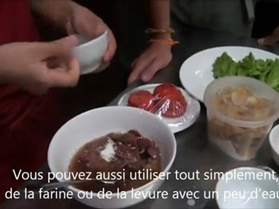 Trip Gourmand  La recette du steak lao avec le restaurant Makphet - Vientiane - Laos - YouTube [freecorder.com]