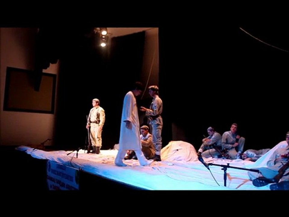 'DAVET(2011)' Adlı Tiyatro Oyunumuz 4