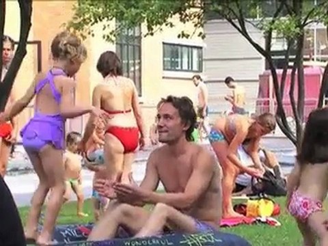 Interview Julie Navarro et Aurélien de Pailleron Les uns chez les autres 19/08/2010