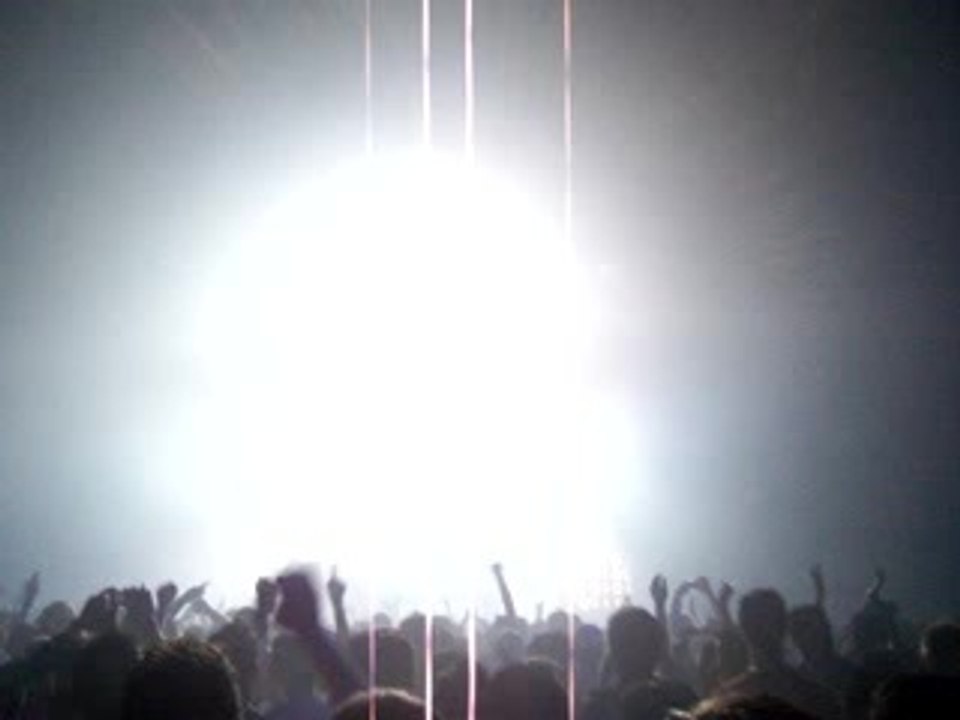 Qlimax 2005 - Wit licht (Furax)