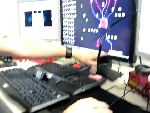 Logitech G19 Gaming Keyboard Unboxing Linus Tech Tips