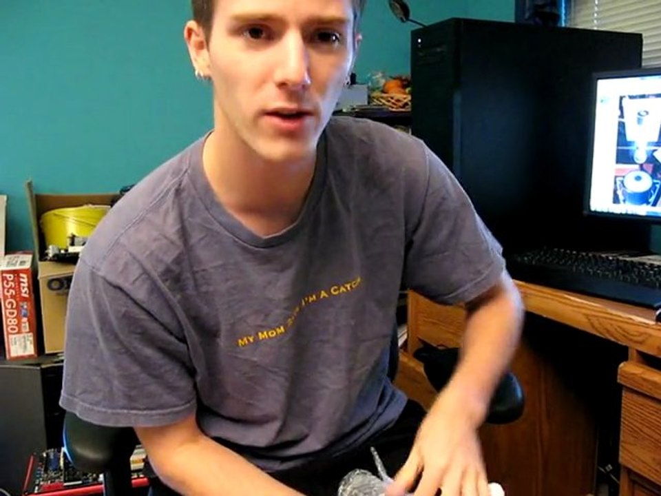 Frozen Q PC Mods Liquid Fusion T-Virus Water Cooling Reservoir Unboxing Linus Tech Tips