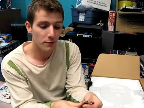 Razer Mako 2.1 Gaming Speaker System First Look & Unboxing Linus Tech Tips