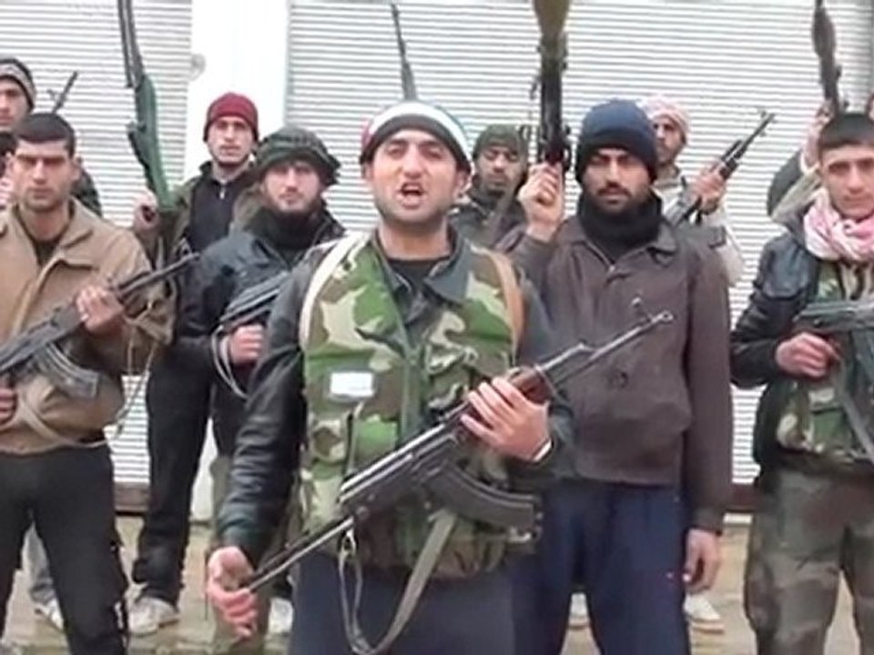 فري برس   حمص الرستن  انشقاق الملازم اول عقبة سعد الدين 1 2 2012