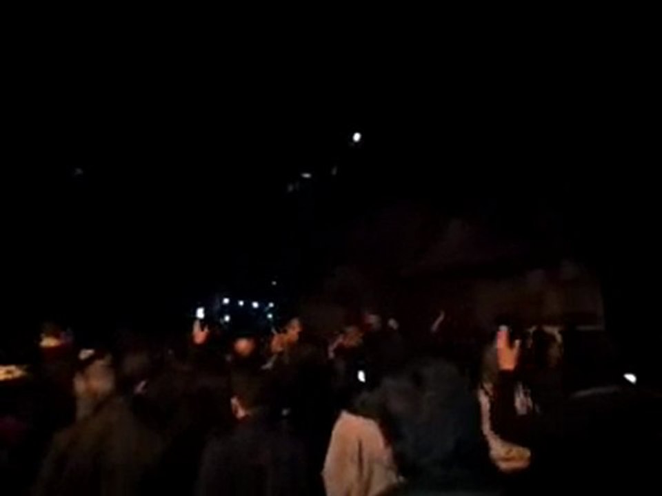 فري برس   مظاهرة زملكا غوطة دمشق ردا على اقتحام البلدة 31 1 2012