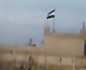 فري برس   ادلب طعوم رفع علم الاستقلال في البلدة 30 1 2012