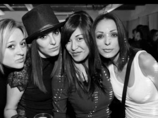 APERO GOLFCHIC & LE SECRET présentent **AMAZING BRITISH GOLF PARTY**