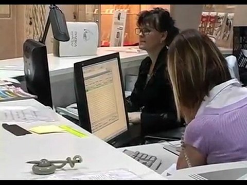 Инвесторам: каким ожидается курс украинской гривны в 2012 году?