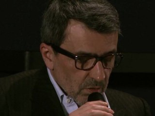 Régis Jauffret : lecture de Claustria