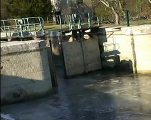 le canal du nivernaisen hiver