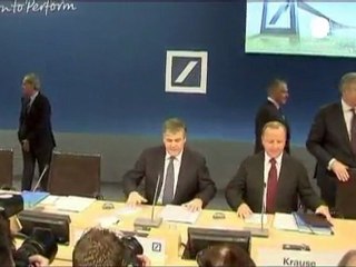 Debt crisis slams Deutsche Bank earnings