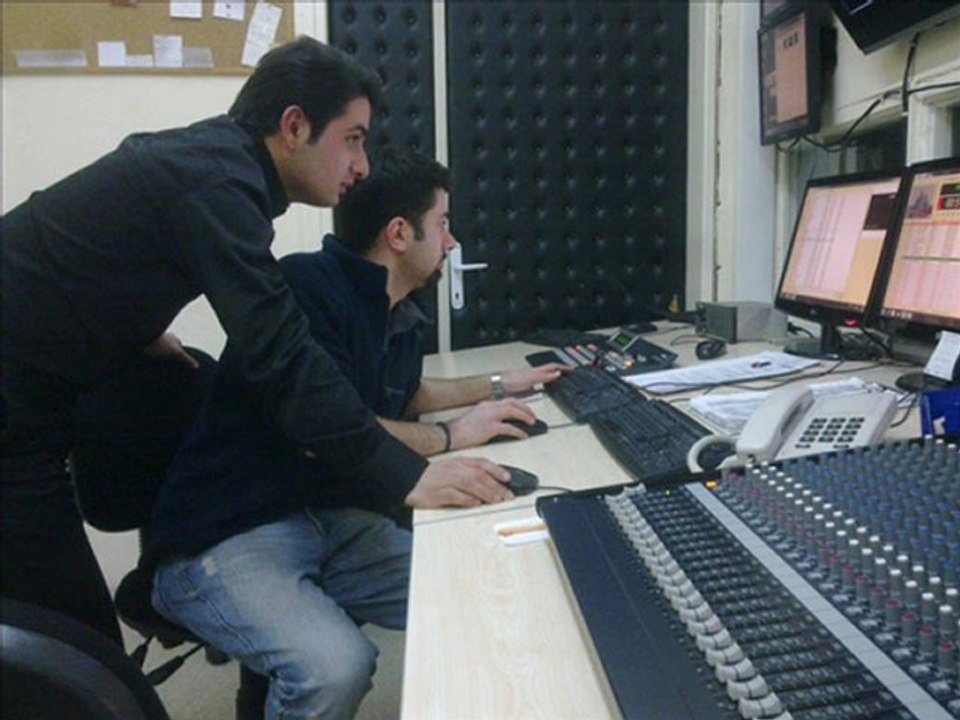 MEZZEP YURDAGÜL FİLİSTİN KAN AGLIYOR 2010