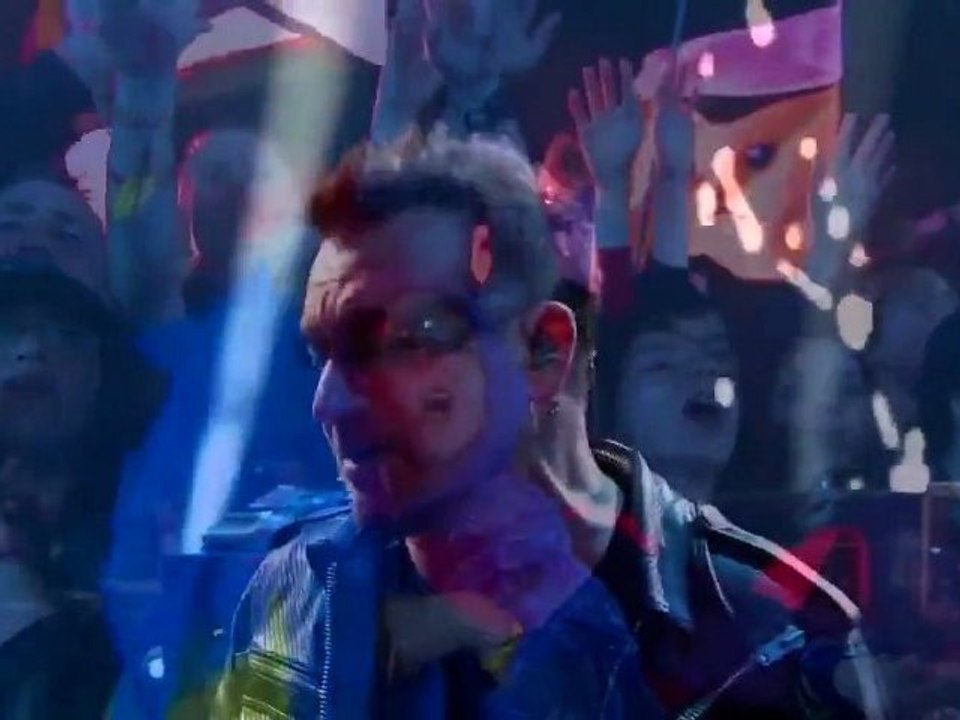 U2 - With or Without You (Live at Glastonbury 2011)