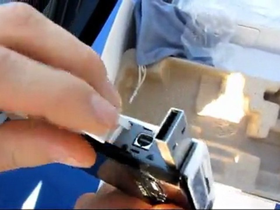 Sony Bloggie HD 1080p Compact Personal Video Recorder Unboxing & First Look Linus Tech Tips