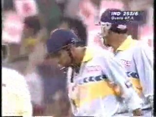 Ajay Jadeja and Anil Kumble vs Pakistan in the 1996 World Cup Quarter Finals at Bangalore