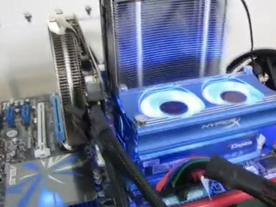 Kingston HyperX Blu 1600MHz DDR3 Overclocking Guide Tutorial Linus Tech Tips