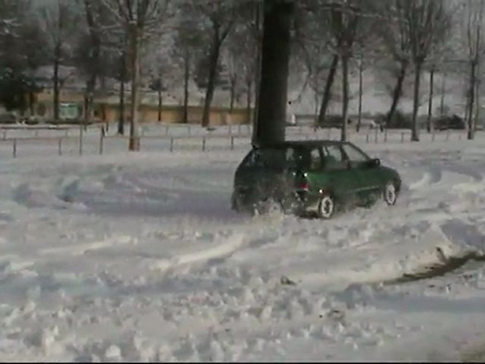 Subaru Justy drift
