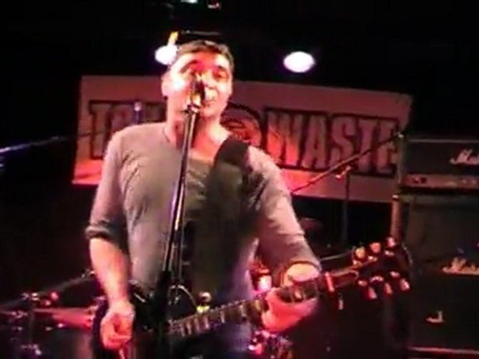 Sheep Shaggers-Street poison-Towic waste à la MJC Rive gauche,à Rouen le 21 mai 2011, organisé par fool'asso