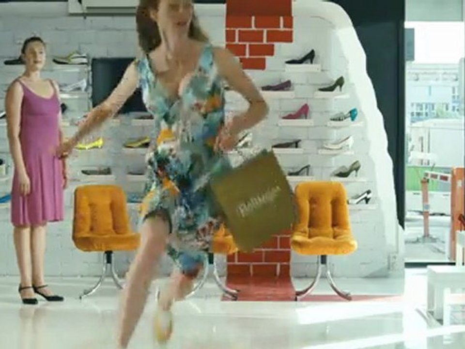 CZARODZIEJKA - teaser "Sklep obuwniczy" - w kinach od 10 lutego 2012 HD