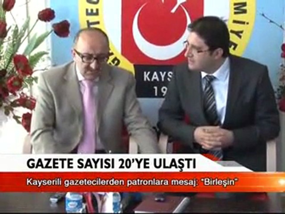 Osman Başeğmez Kayseri Gazeteciler Cemiyetini ziyaret etti. Kayseri Gazeteleri