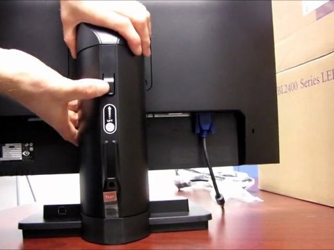 BenQ BL2400PU 24 Widescreen VA LED LCD Monitor Unboxing & First Look Linus Tech Tips