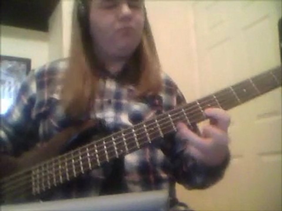 Muse - Hysteria (Bass Cover)