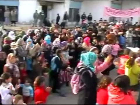 فري برس حماة كفرزيتا مضاهرة بعد صلاة العصر مع مشاركة الحرائر وقوس قزح 1 2 2012