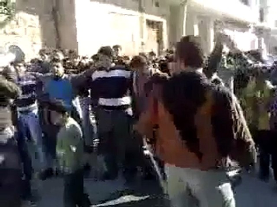 فري برس   حلب   الأتارب   طلابية بمشاركة حرائر 2 2 2012 ج3