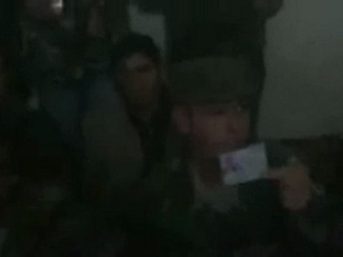 فري برس انشقاق مجموعة عساكر في حلب وانضمامهم للجيش الحر 2 2 2012