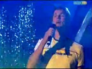 kristian Valen y Harket and Furuholmen Stay on these roads