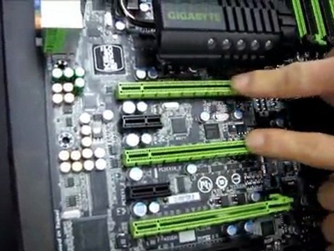 Gigabyte G1.Sniper ATX Gaming Motherboard Unboxing & First Look Linus Tech Tips
