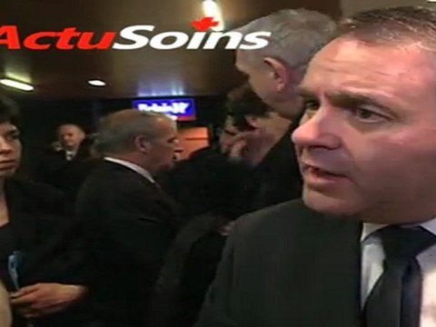 Xavier Bertrand et les infirmières - Malaise des infirmier(e)s