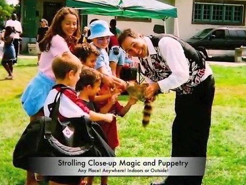 MAGICIANS CLOWNS COSTUMED CHARACTERS FOR KIDS PARTIES TORONTO