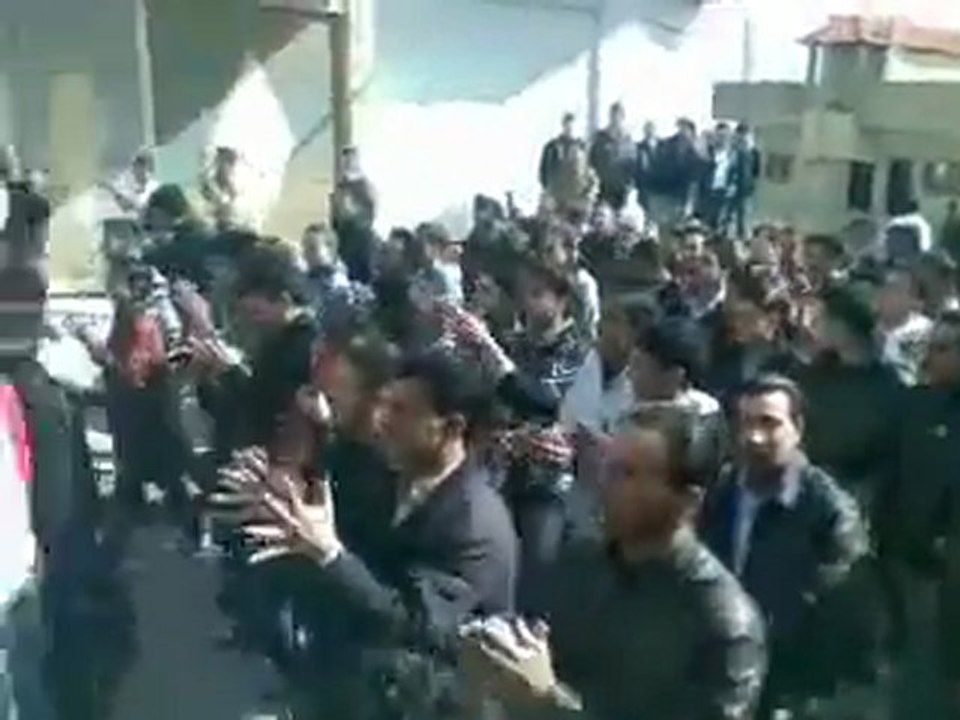 فري برس   حوران   الحارّة  مظاهرة جمعة عذرا حماة 3 2 2012 ج1