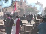 New clashes between protesters, police in Cairo