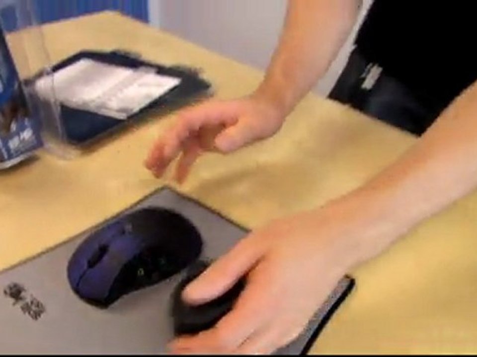 Splitfish FragFX Shark PS3 & Computer Controller Unboxing & First Look Linus Tech Tips