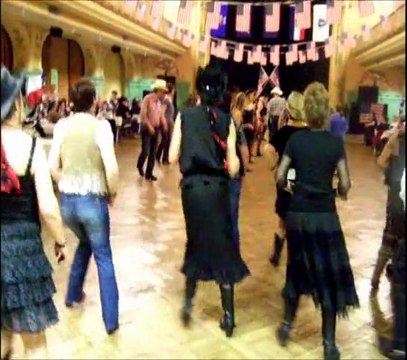 Medley vidéos du bal à Montargis le 29 janvier 2012 organisé par Sylvie Country's Paradise & UAICF 2ème partie