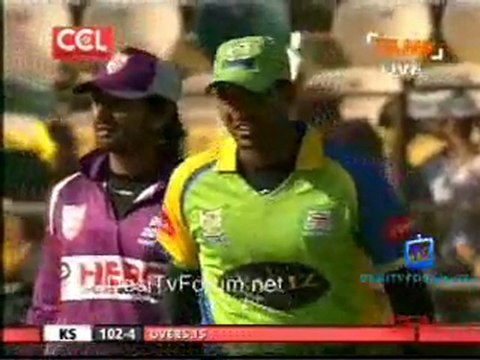 Kerala Strikers vs.Bengal Tigers-Kerala Strikers Inning Ov15-16