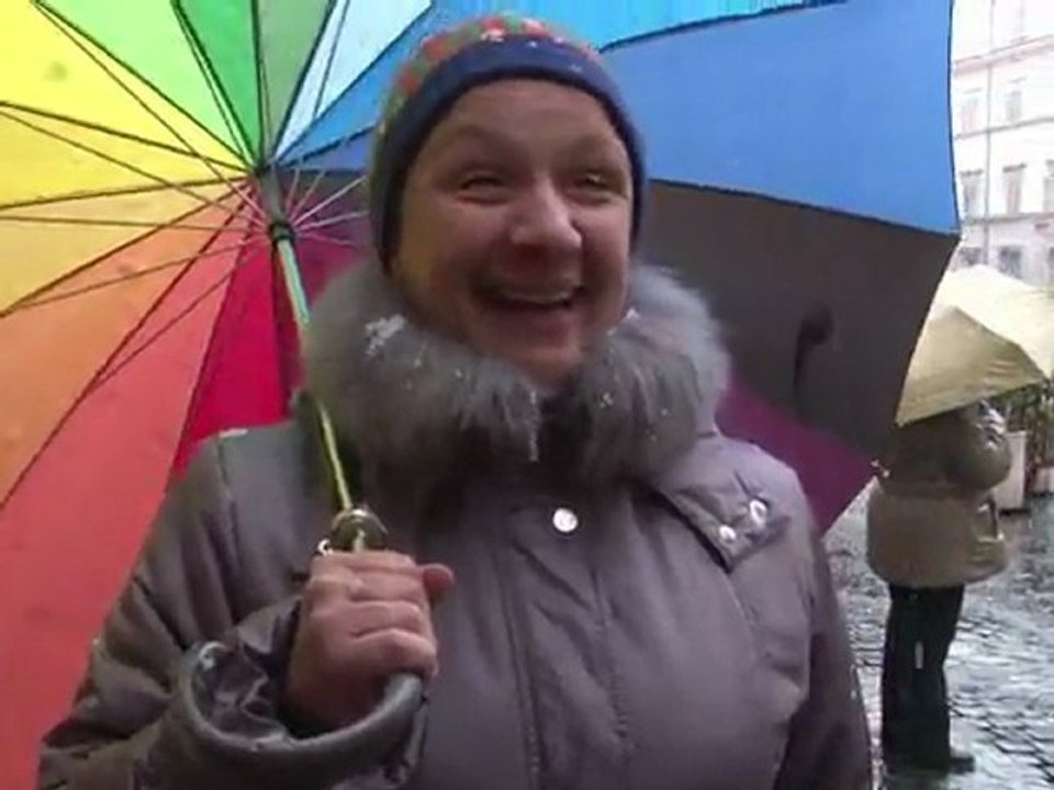 La vague de froid qui affecte l'Italie entière, a été marquée vendredi 3 février par un événement rare, l'apparition de la neige à Rome