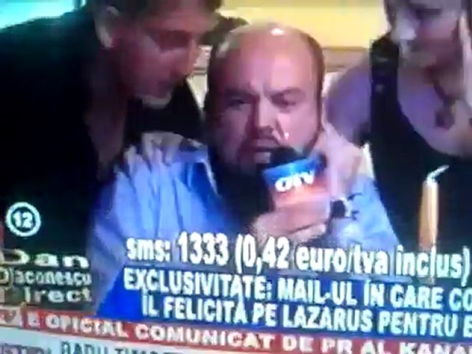 Florian Bichir, teologul preferat al Patriarhului Daniel, in actiune, la masa de lucru