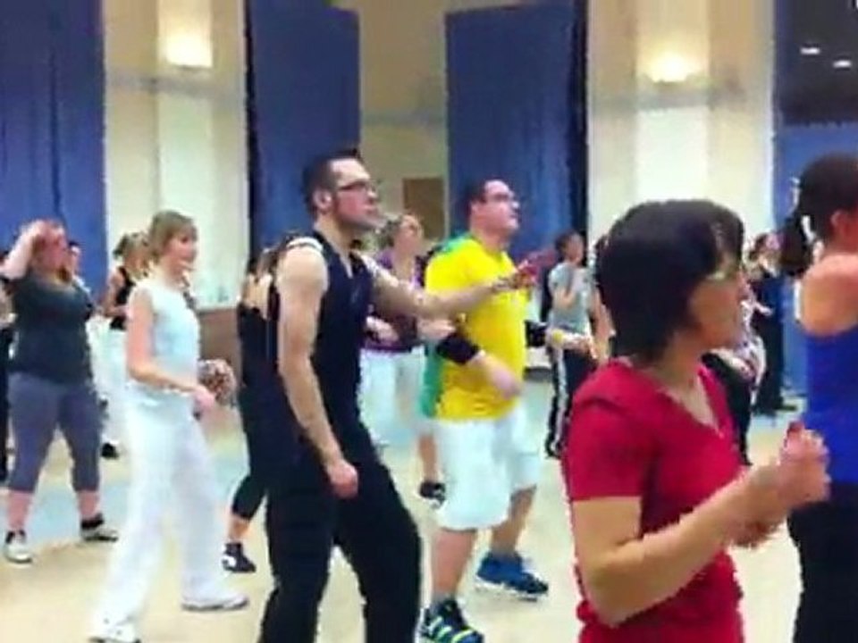 Lili Zumba : Get cool ( Esquerdes)